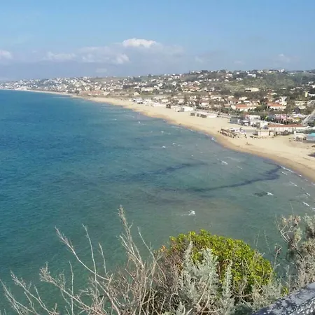 Casa Vacanze Le Soleil Apartment *